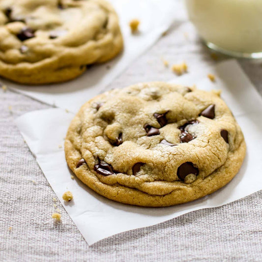 INDIVIDUAL Mom's Chocolate Chip Cookie